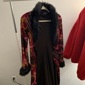 Long Betsey Johnson Velvet coat with faux fur trim